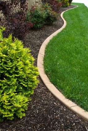 Landscape edging in Punta Gorda, FL by LD Lifestyles LLC.