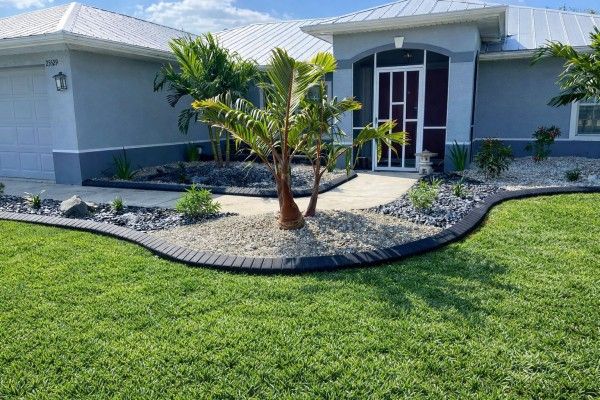 Landscape Design in Port Charlotte, FL (1)